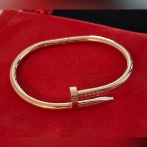 Elegant Rose Gold Nail Bracelet